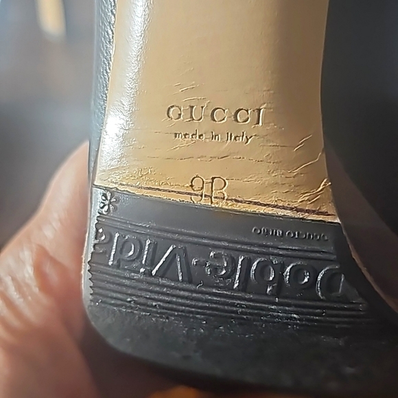 Gucci Designer Pumps, Sz 9, Black, Leather, 4" Heel, Sem' Round Toe, 3/4" Platfo - Picture 6 of 11